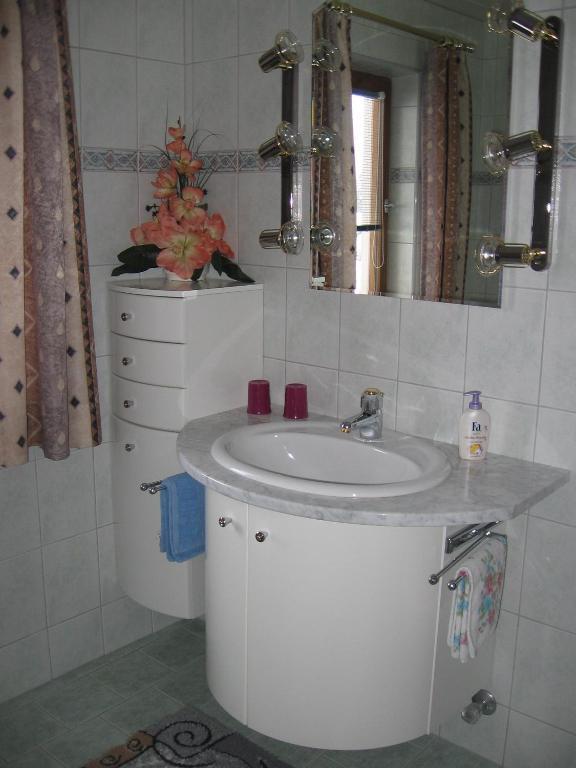 Gaestehaus Renate Biberwier Room photo